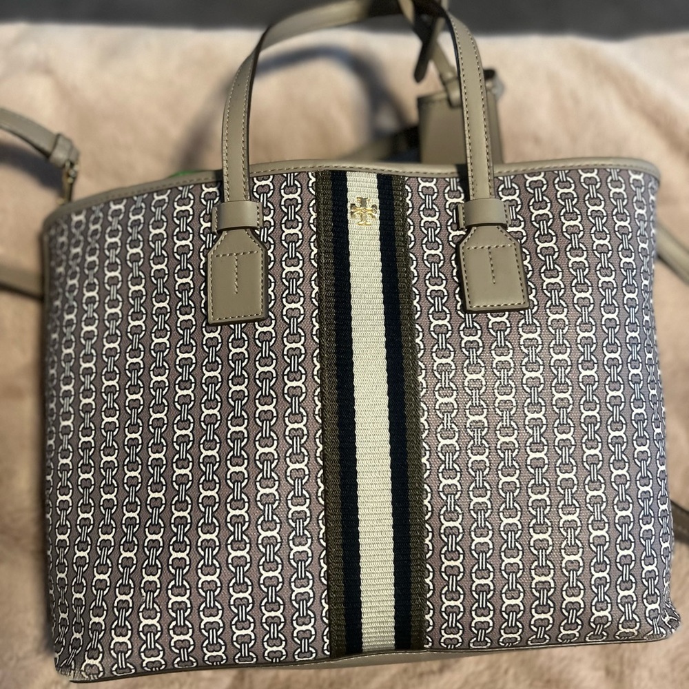 Tory Burch French Gray Chain Link Medium Tote